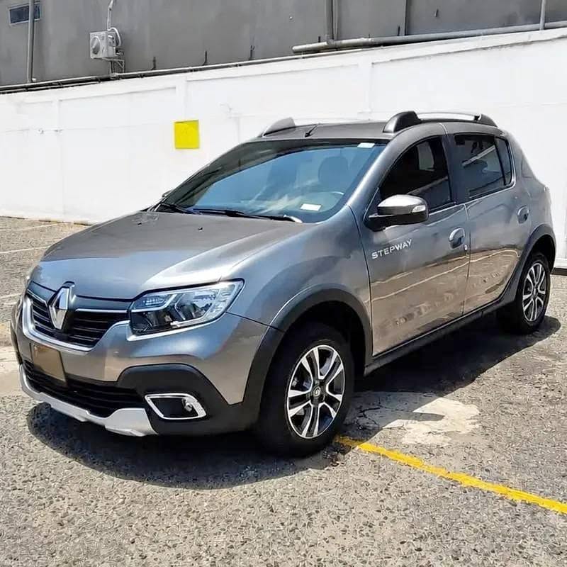 Renault Stepway Intens 2023 — vista frontal